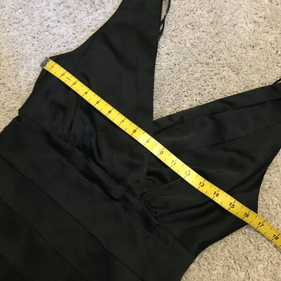 NWT Black Bandage Cross Bust Sleeveless Top - Picture 10 of 13